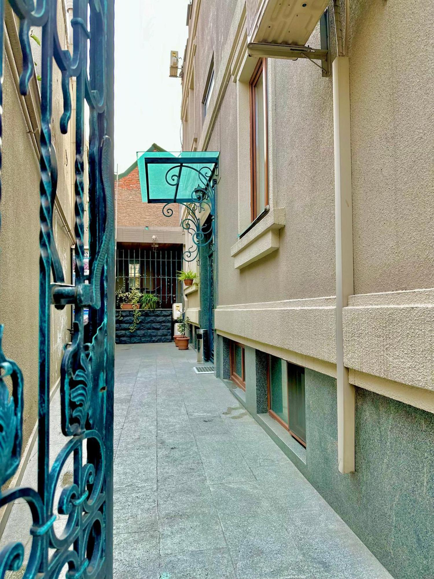 Hotel Four Brothers Tbilisi Bagian luar foto