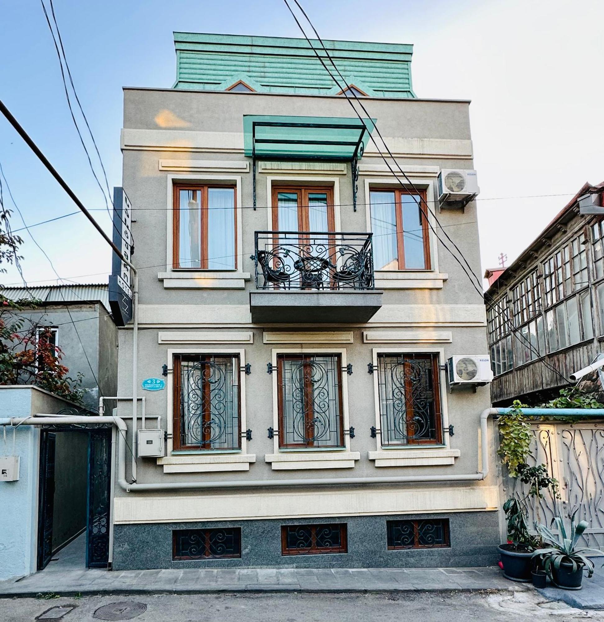 Hotel Four Brothers Tbilisi Bagian luar foto
