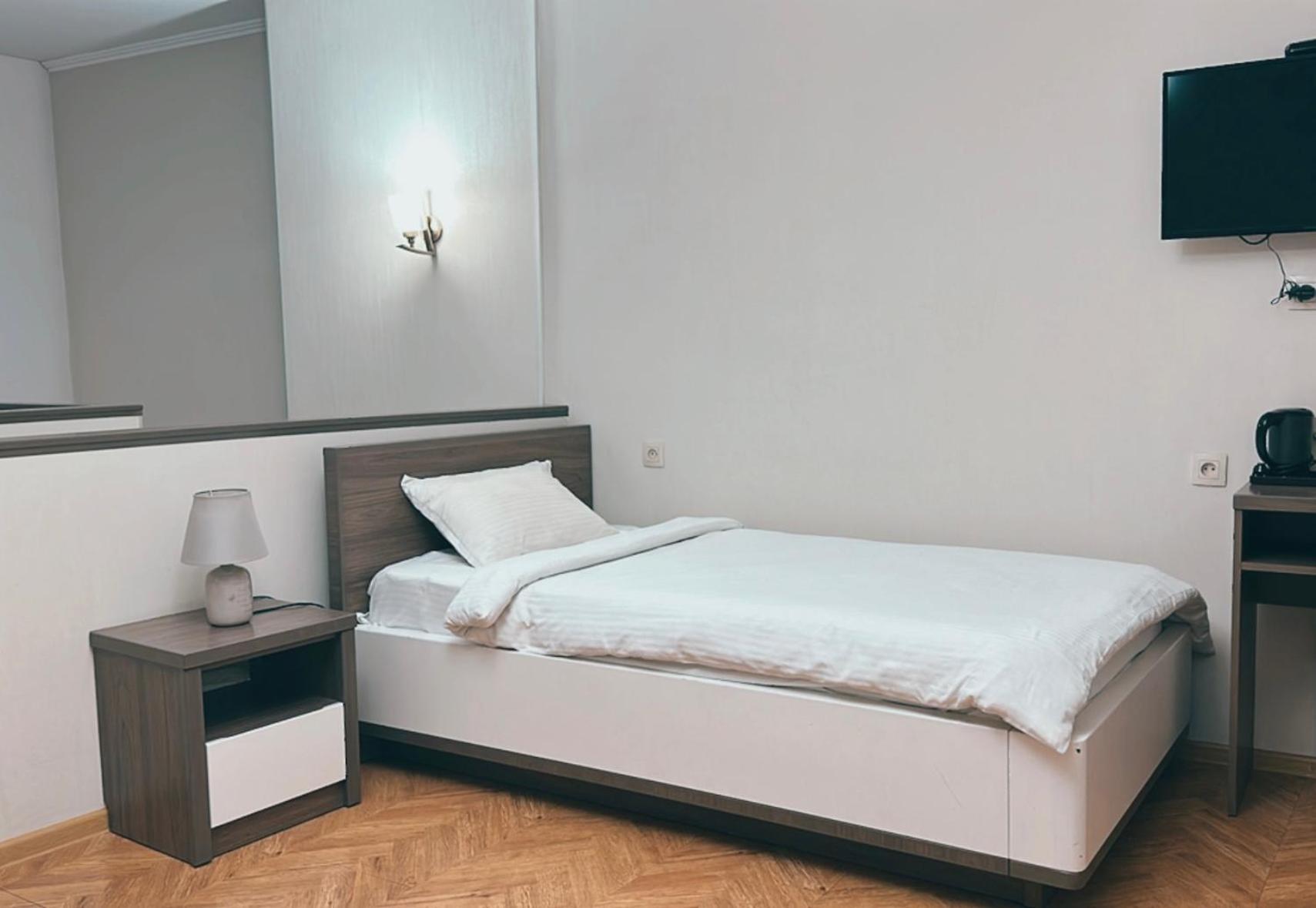 Hotel Four Brothers Tbilisi Bagian luar foto