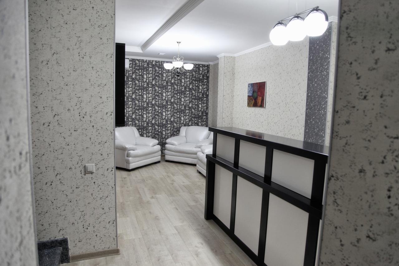 Hotel Four Brothers Tbilisi Bagian luar foto