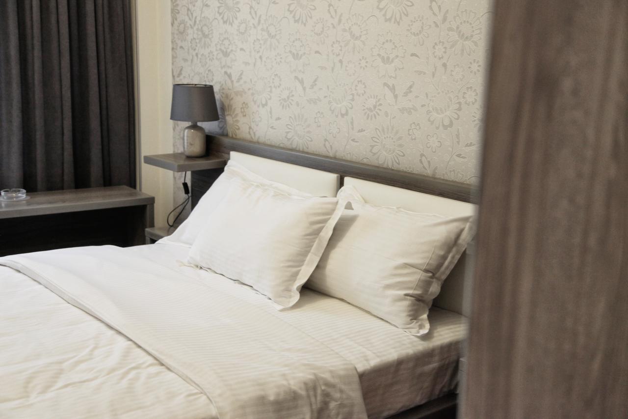 Hotel Four Brothers Tbilisi Bagian luar foto