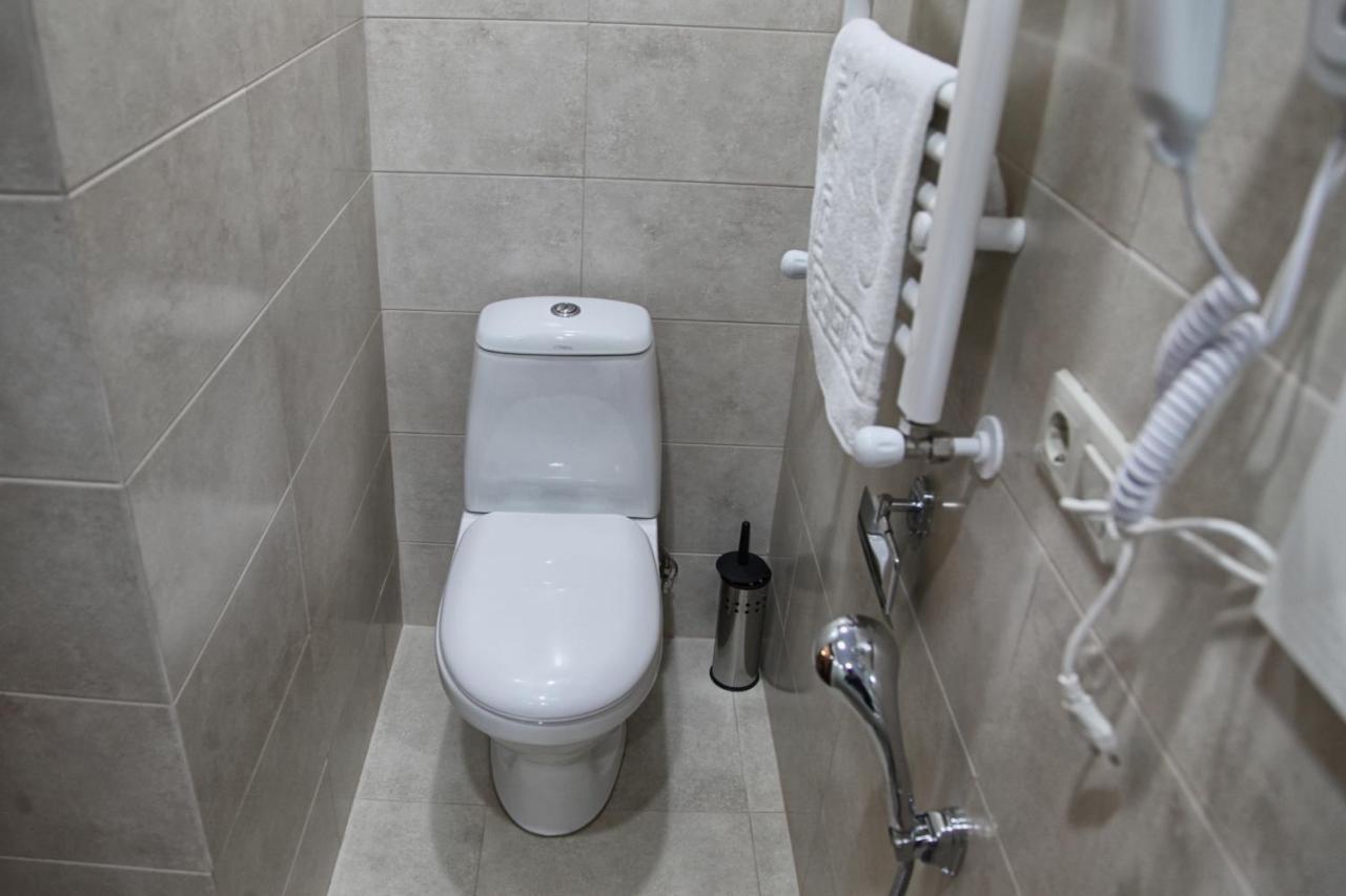 Hotel Four Brothers Tbilisi Bagian luar foto